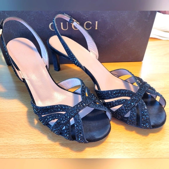 Gucci sandals 36.5 - Picture 1 of 6